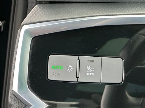 Used 2022 Audi Q3 2.0T Premium Plus w/ Premium Plus Package image 18