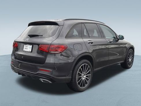 Used 2022 Mercedes-Benz GLC 300 image 9