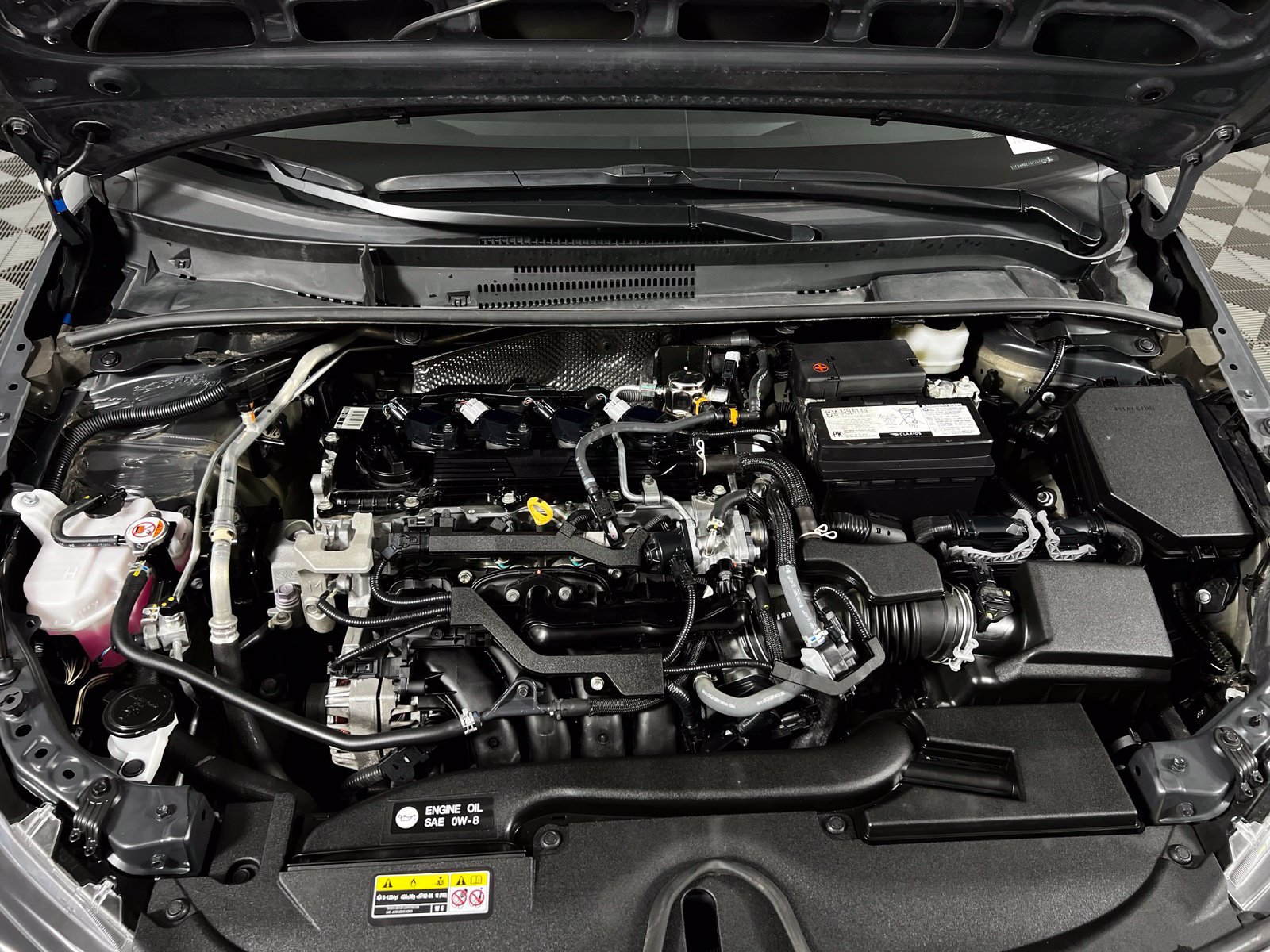 Used 2025 Toyota Corolla LE FWD image 12