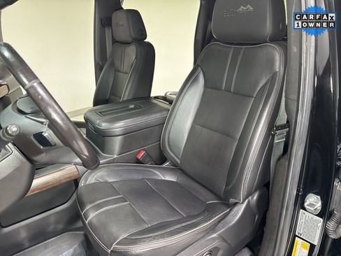 Used 2021 Chevrolet Silverado 2500 High Country w/ Z71 Off-Road Package image 15