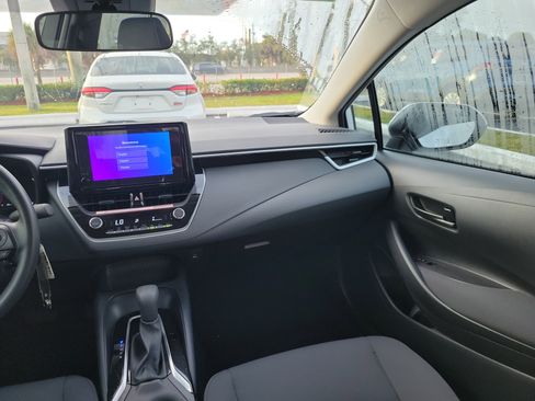 Used 2026 Toyota Corolla LE image 17