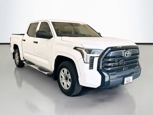 Used 2025 Toyota Tundra SR w/ SR Tow Package RWD image 3
