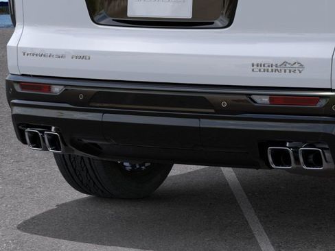New 2026 Chevrolet Traverse High Country AWD/4WD image 14
