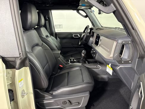 New 2026 Ford Bronco Outer Banks AWD/4WD image 5