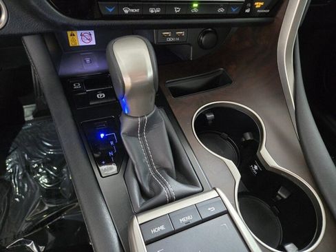 Certified 2022 Lexus RX 350 AWD w/ Premium Package image 38