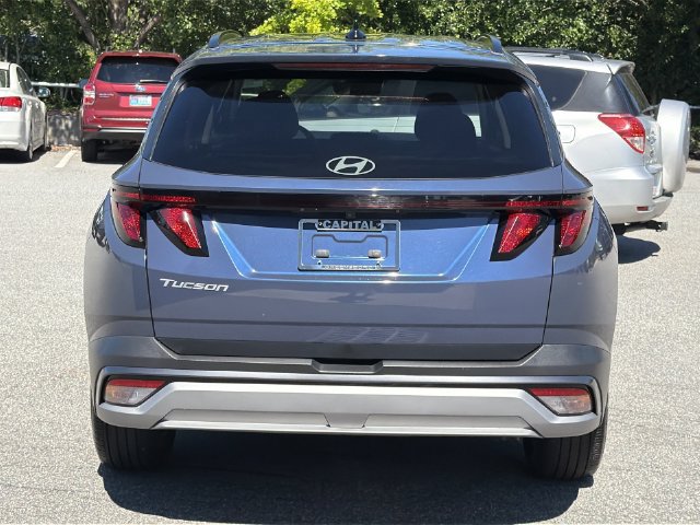 Used 2025 Hyundai Tucson SEL FWD image 12