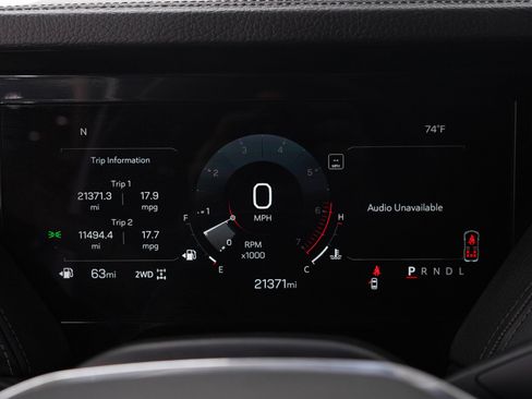 Used 2025 GMC Yukon XL Denali AWD/4WD image 30