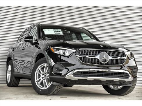 Certified 2025 Mercedes-Benz GLC 300 GLC 300 4MATIC image 1