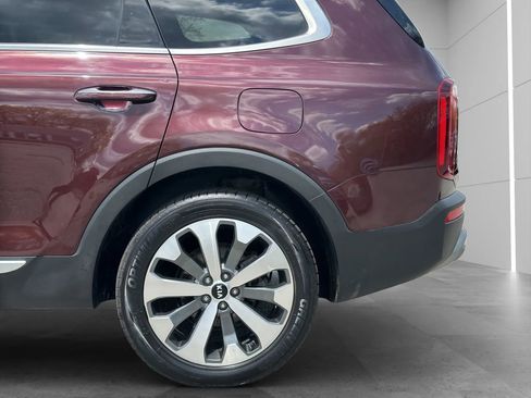 Used 2020 Kia Telluride S AWD/4WD image 23