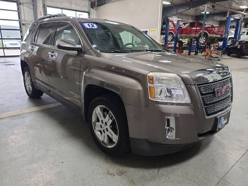 Used 2012 GMC Terrain SLT image 4