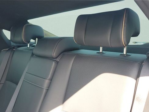 Certified 2025 Toyota Crown AWD/4WD image 10