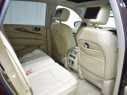 Used 2013 INFINITI JX35 AWD w/ Premium Pkg image 29