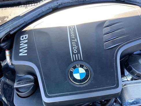 Used 2014 BMW 320i Sedan image 32