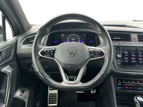 Used 2022 Volkswagen Tiguan SE R-Line FWD image 18