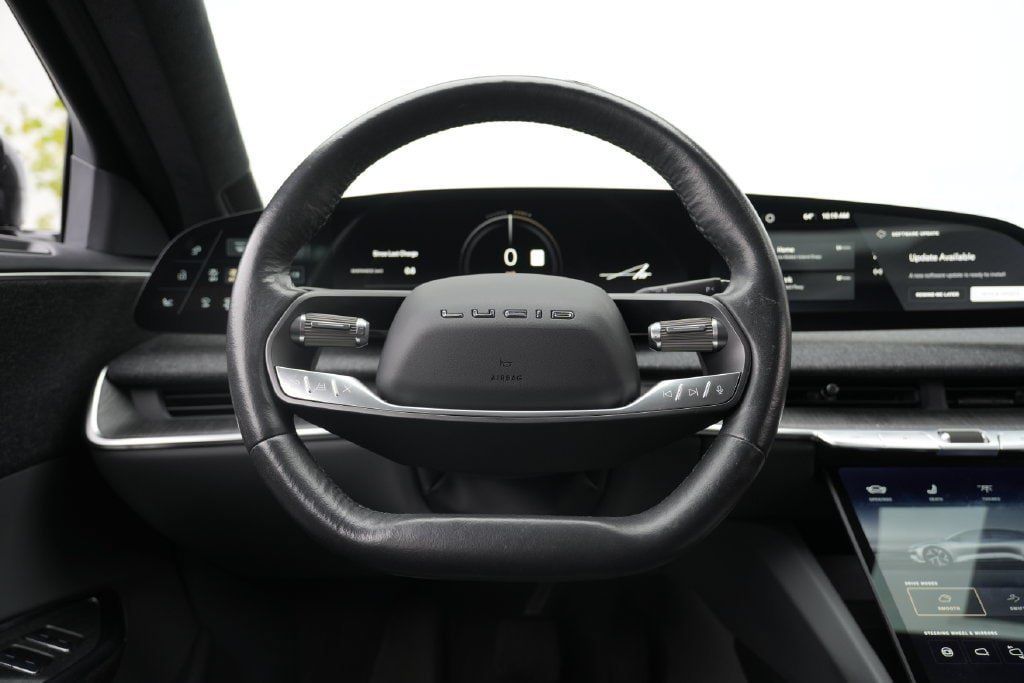Used 2023 Lucid Air Pure AWD/4WD image 40