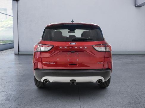 Used 2021 Ford Escape Titanium w/ Titanium Elite Package AWD/4WD image 4