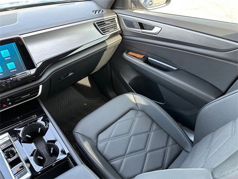 New 2026 Volkswagen Atlas Cross Sport SE image 20