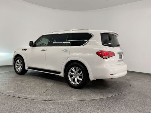 Used 2011 INFINITI QX56 4WD w/ Theater Pkg image 3