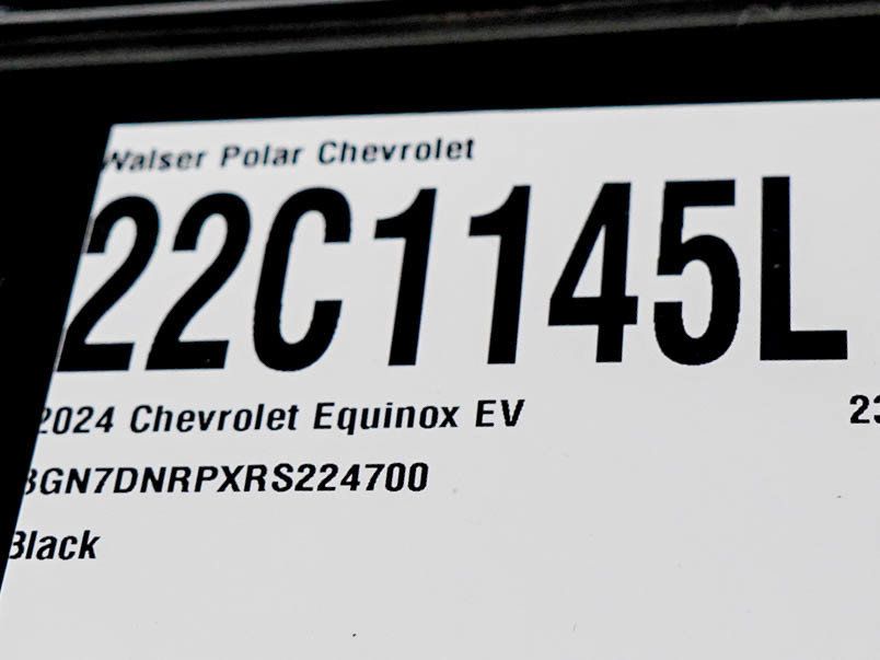 Used 2024 Chevrolet Equinox EV RS FWD image 30