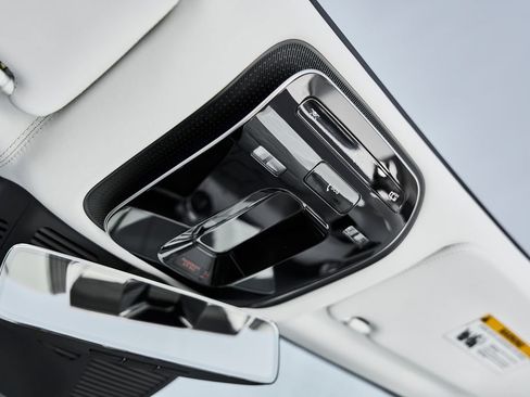 Used 2026 Mercedes-Benz Maybach SL 680 image 78