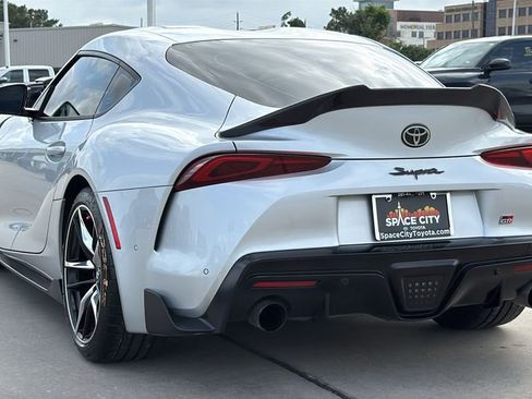 Used 2021 Toyota Supra Premium w/ Driver Assist Package RWD image 3