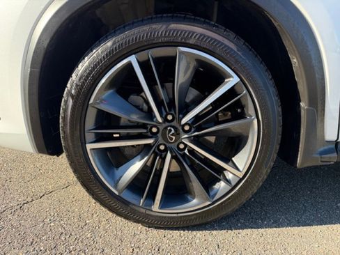 Certified 2024 INFINITI QX50 Sport AWD/4WD image 9