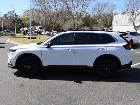 Used 2024 Honda CR-V Sport Touring image 9