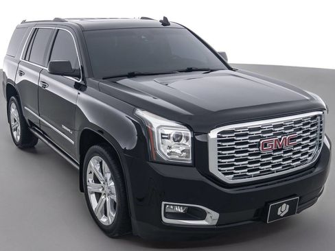 Used 2018 GMC Yukon Denali AWD/4WD image 1