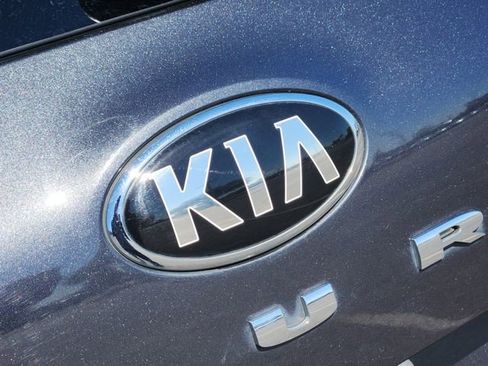 Used 2020 Kia Telluride LX image 6