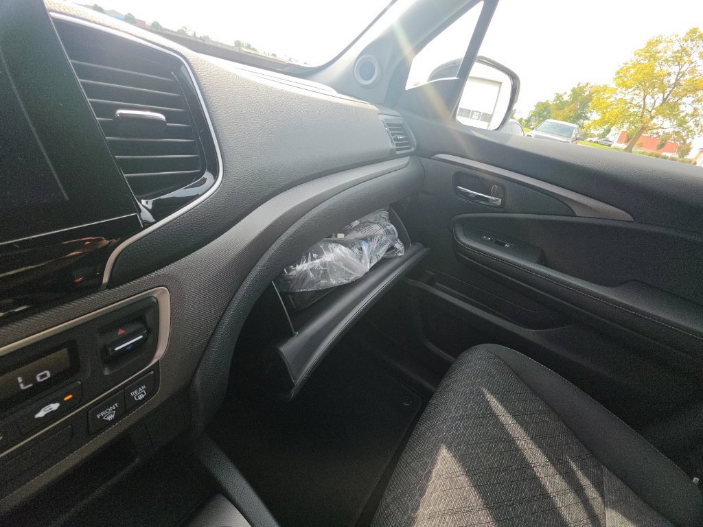 Certified 2023 Honda Ridgeline Sport image 23