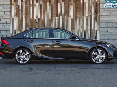 Used 2018 Lexus IS 300 4D Sedan AWD w/ Premium Package image 8