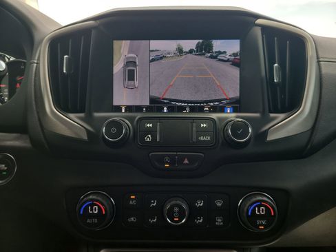 Used 2023 GMC Terrain Denali w/ Black Diamond Edition AWD/4WD image 22