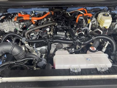 Used 2024 Toyota Land Cruiser image 9