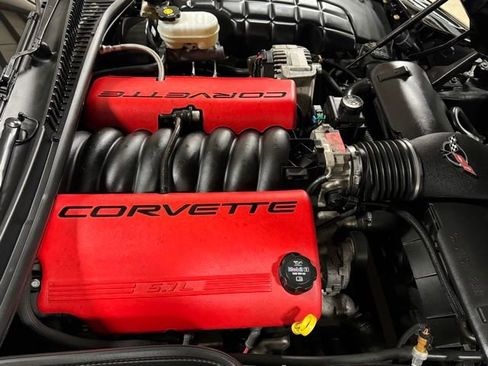 Used 2004 Chevrolet Corvette Z06 w/ Memory Package RWD image 30