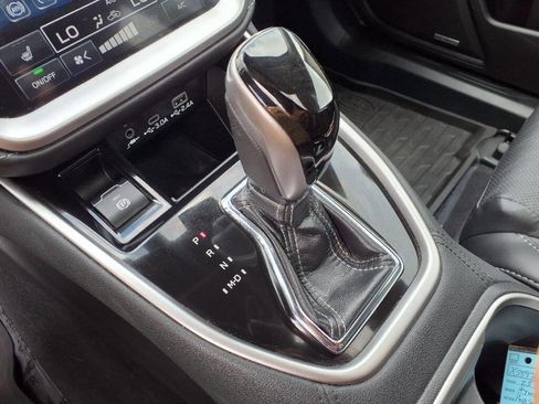 Used 2024 Subaru Outback Limited image 16