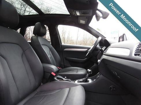 Used 2018 Audi Q3 2.0T Premium w/ Convenience Package image 13