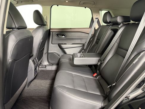 Used 2023 Nissan Rogue SL w/ SL Premium Package FWD image 20