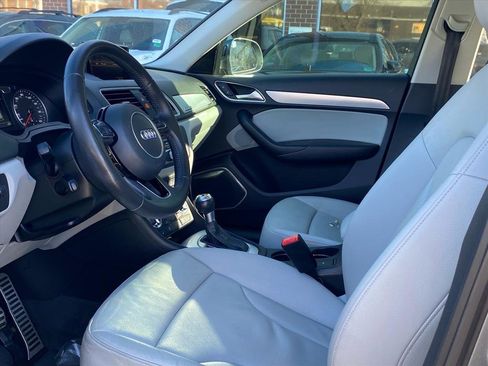 Used 2015 Audi Q3 2.0T Prestige w/ Prestige Package image 12