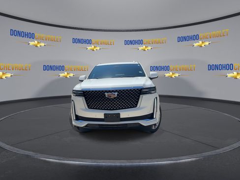 Used 2023 Cadillac Escalade ESV Premium Luxury RWD image 6