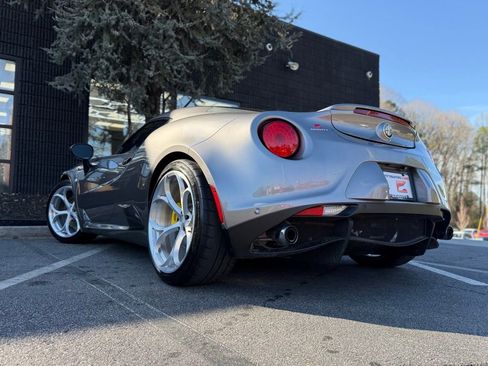 Used 2015 Alfa Romeo 4C Coupe w/ Leather Interior Group image 19