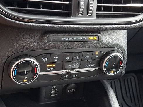 Used 2025 Ford Escape ST-Line AWD/4WD image 15