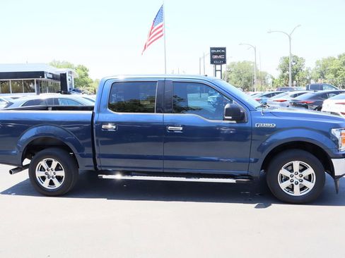 Used 2018 Ford F150 XLT w/ Equipment Group 302A Luxury image 9