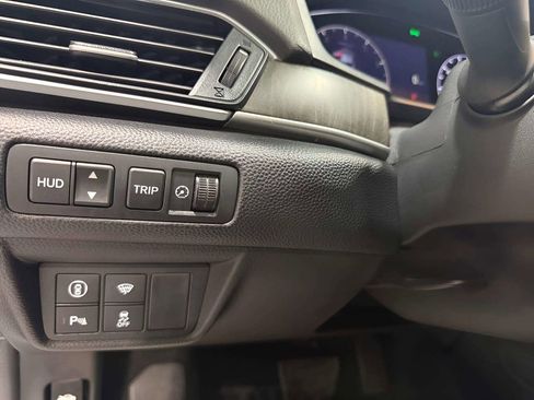 Used 2022 Honda Accord Touring image 36
