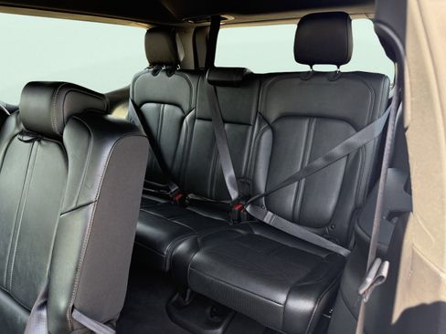 Used 2024 Jeep Wagoneer Series II w/ Flexible Seating Group image 44