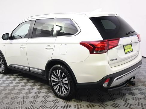 Used 2019 Mitsubishi Outlander GT AWD/4WD image 3
