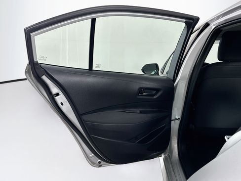 Used 2025 Toyota Corolla LE FWD image 25