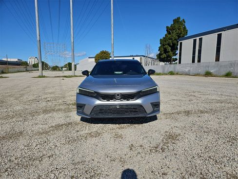 Used 2022 Honda Civic Sport image 2