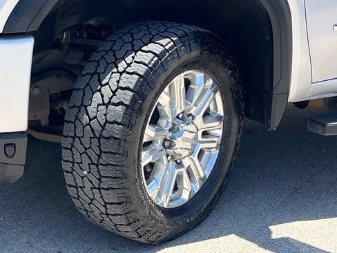 Used 2021 GMC Sierra 2500 Denali w/ Denali Ultimate Package AWD/4WD image 10