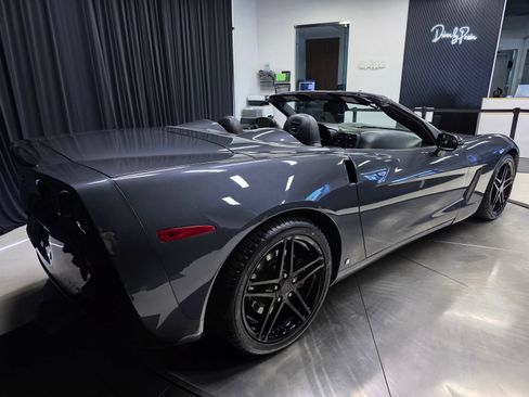Used 2009 Chevrolet Corvette Convertible w/ Preferred Equipment Group RWD image 13