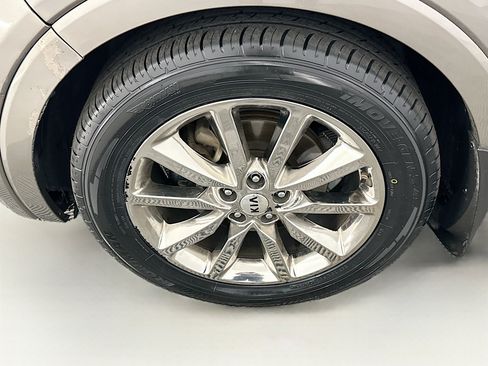 Used 2016 Kia Sorento SX w/ SXL Technology Package AWD/4WD image 11